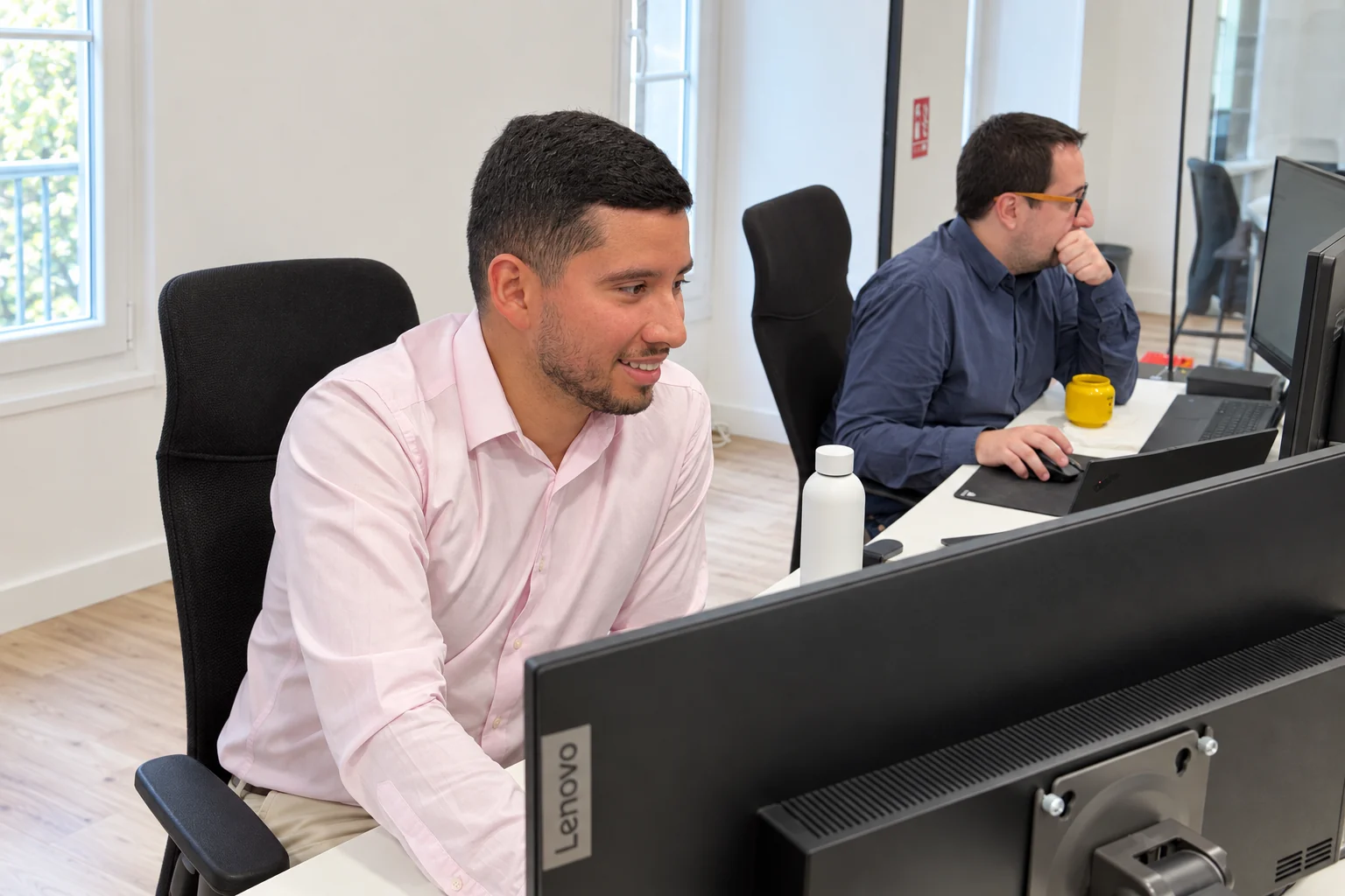 Nautilus Dynamics engineers at work in the Nice office